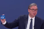 "OBEZBEĐENA NAJSAVREMENIJA TERAPIJA ZA ONKOLOŠKE PACIJENTE"! Vučić objavio sjajne vesti - NIŽE CENE LEKOVA, OVO JE DETALJAN SPISAK!
