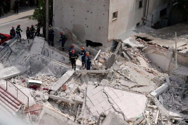 POTPUNI UŽAS U PAR SEKUNDI! Srušila se zgrada - OBJAVLJENI STRAVIČNI SNIMCI! (FOTO, VIDEO)