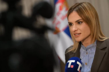ČAK 268 MILIONA DINARA ZA 22 SAVEZA: Đurđević Stamenkovski potpisala ugovor o saradnji sa Savezom gluvih i nagluvih (FOTO)
