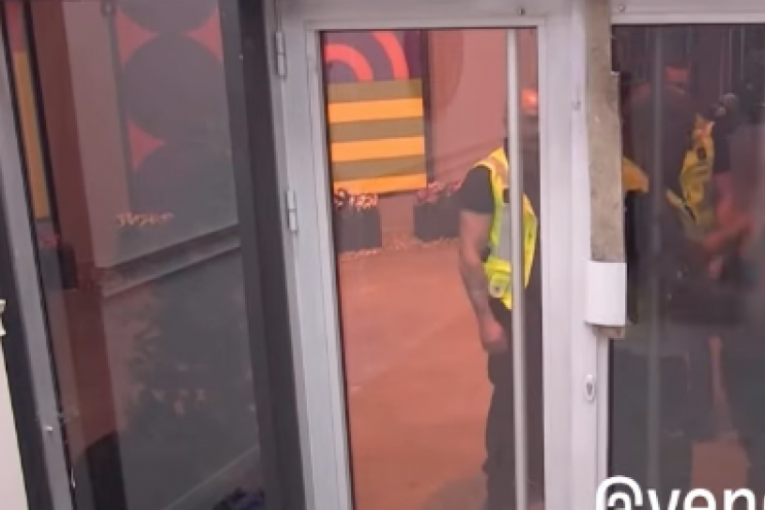 Tuča Maje Marinković i Asmina Durdžića
