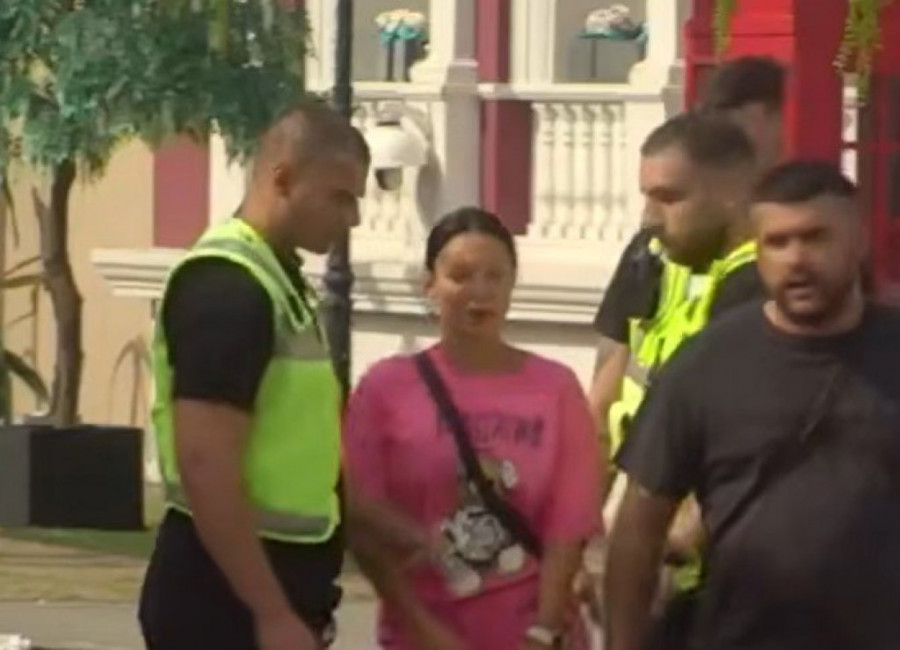 OBEZBEĐENJE ISPRATILO UNAKAŽENU STARLETU! Maja Marinković DOBILA CRVENI KARTON u samoj završnici sezone, SNIMAK BEZ CENZURE ŠOKIRA! (VIDEO, GALERIJA)