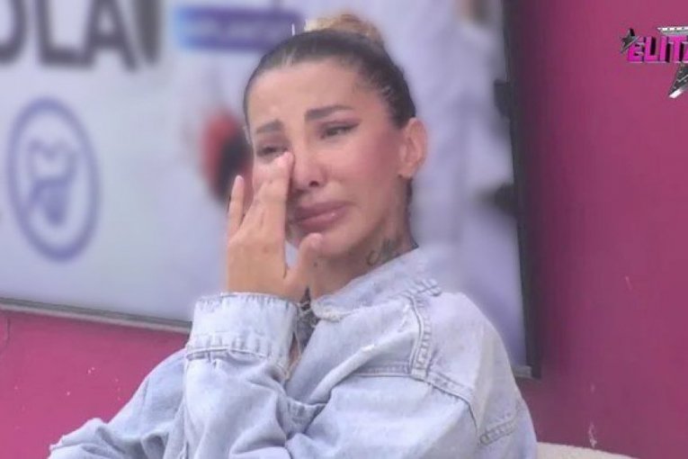 Aneli na stubu srama