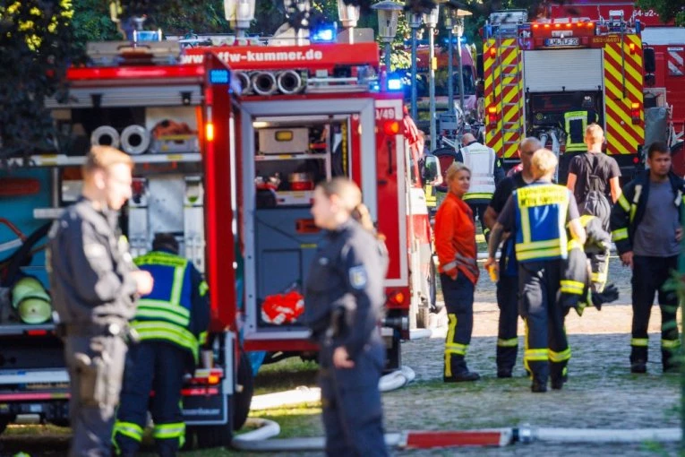 HOROR U BOLNICI! Dvoje pacijenata poginulo u STRAVIČNOM požaru, više od 30 POVREĐENIH - U TOKU HITNA EVAKUACIJA! (FOTO, VIDEO)