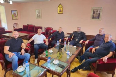 PLANIRAJU DEPONIJU IZMEĐU MUSLIMANSKOG GROBLJA I PRAVOSLAVNOG HRAMA: Eparhija budimljansko-nikšićka traži hitno preispitivanje odluke
