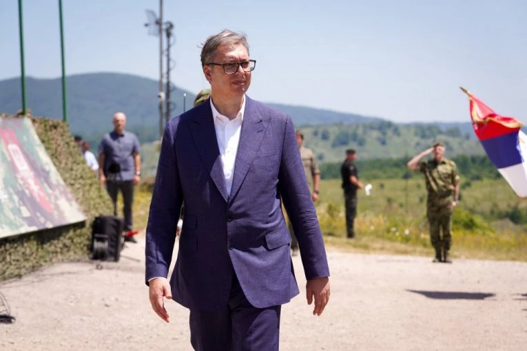 DEMONSTRACIJA MOĆI SRPSKE VOJSKE NA PEŠTERU! Predsednik Vučić sutra prisustvuje velikoj vežbi "Pobednik 2026"!