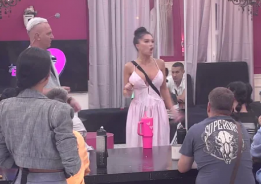 MAJA POKOSILA STANIJU BRUTALNIJE NEGO IKADA: Obezbeđenje moralo HITNO da prekine PROGRAM, čeka se zvanična odluka!