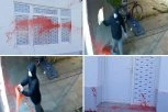 NOVI VANDALSKI NAPAD BLOKADERA! Napali prostorije SNS, kamere snimile gnusan čin! (VIDEO)