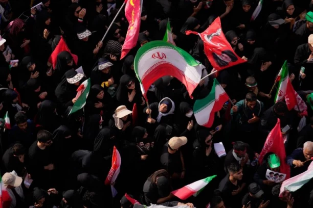 "OSVETA JE NEIZBEŽNA"! Iran napravio listu za odstrel - OVIM LIDERIMA SE CRNO PIŠE!
