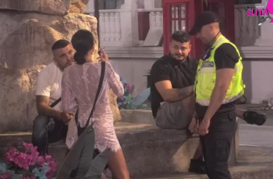 MAJA HTELA DA UNAKAZI ASMINA: Obezbeđenje je jedva OBUZDALO, momentalno PREKINUT PROGRAM!
