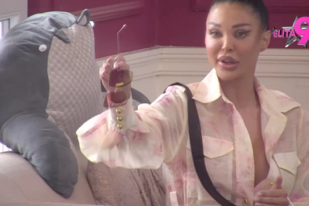 CELA NACIJA BRUJI O REČIMA MAJE MARINKOVIĆ: Asminovi roditelji će HITNO morati da se oglase, pogledajte šta im je poručila UŽIVO u programu!
