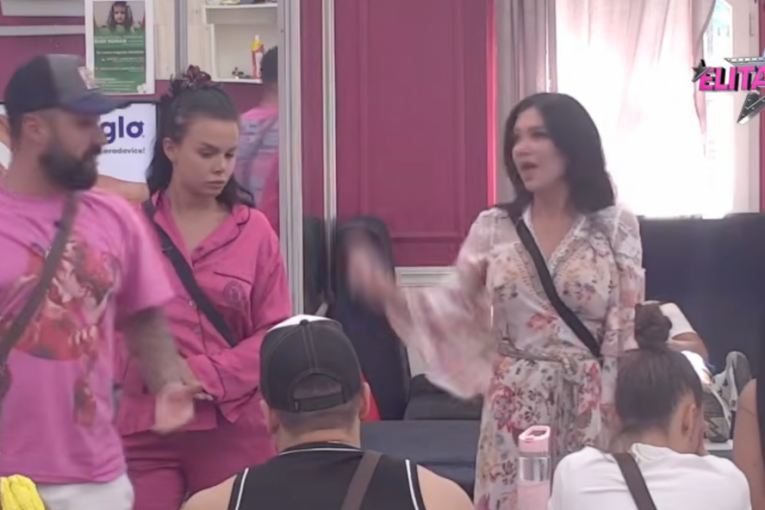Anita Stanojlović i Stanija Dobrojević