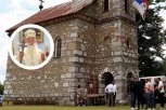 POSLE VIŠE OD TRI DECENIJE SLUŽENA PRVA ARHIJEREJSKA LITURGIJA U HRAMU SVETOG ILIJE: Sabranje koje će dugo pamtiti vlasenički kraj (FOTO)