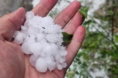 VETAR NAPRAVIO HAOS U POLJSKOJ! Nosio krovove, čupao drveće i ostavio oko 150.000 ljudi BEZ STRUJE