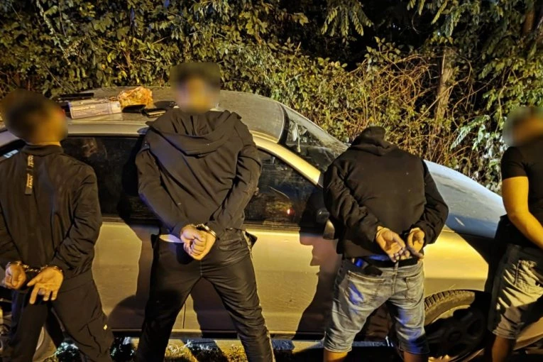 PALA OPASNA ČETVORKA! Opljačkali više od 30 objekata širom Srbije - šteta milionska! (FOTO)