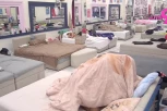 ASMIN SE BRUTALNO IŽIVLJAVAO NAD MAJOM SA SVIH STRANA - OVE POZE NE SE VIĐAJU NI U FILMOVIMA ZA ODRASLE: Učesnike zakucale scene iz spavaće sobe!