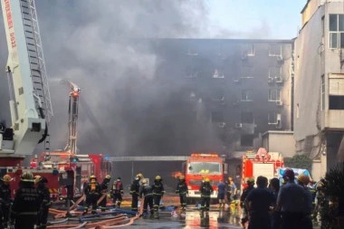 TRAGEDIJA U FABRICI! Najmanje 28 radnika poginulo u JEZIVOM požaru, otkrivena STRAŠNA sudbina NESTALIH! (FOTO, VIDEO)