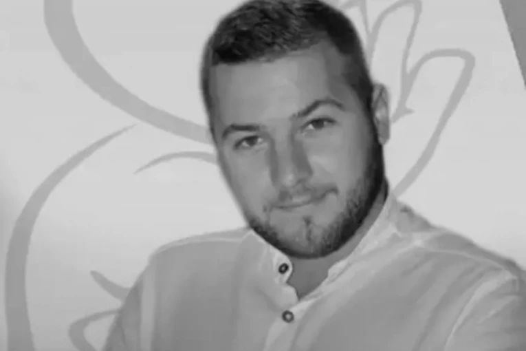 TUGA DA NEMA VEĆE! Umro Mladen Mitić (31) - Prijatelji se potresnim rečima opraštaju od njega!