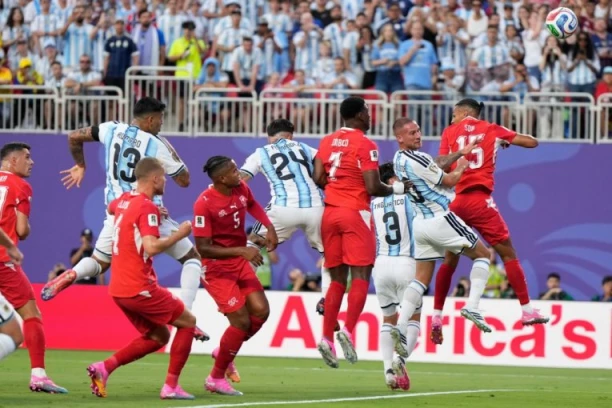 ARGENTINA - ŠVAJCARSKA! Odmah pogodak - Još jedna majstorija Lea Mesija, SAIGRAČ TO SJAJNO ISKORISTIO!