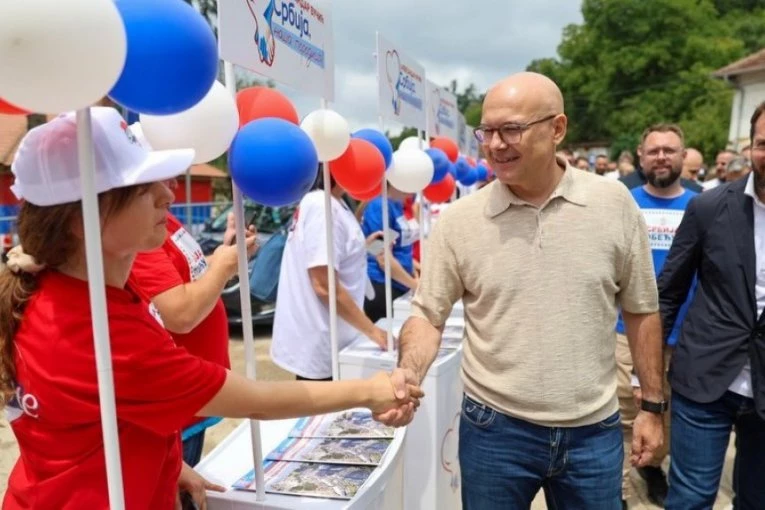 SNAŽNA PORUKA IZ DULENA! Vučević: Bez jake Šumadije nema ni jake Srbije! (FOTO)