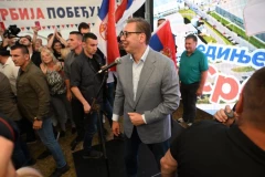 "USKORO OTVARAMO NOVI PUT, A TO JE TEK POČETAK!" Vučić se obratio narodu u Jadranskoj Lešnici kod Loznice - Hvala vam što ste izdržali i niste se predali! (FOTO, VIDEO)