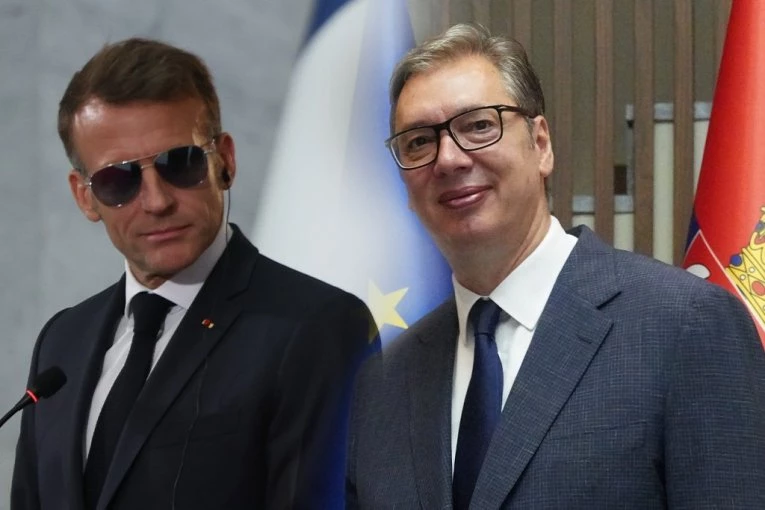 VUČIĆ NA POZIV MAKRONA STIŽE U PARIZ! Predsednik Srbije jedini predstavnik zemlje van NATO, EU i Koalicije voljnih na paradi za Dan pada Bastilje