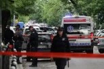 SAZNAJEMO! PUCNJAVA U DVORIŠTU OSNOVNE ŠKOLE U SMEDEREVU! Povređeno dete, na licu mesta Hitna pomoć i policija!