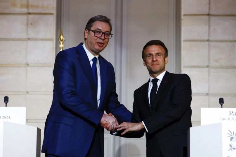 VUČIĆ SE OBRAĆA IZ PARIZA! Predsednik gost Emanuela Mekrona uoči velike vojne parade!