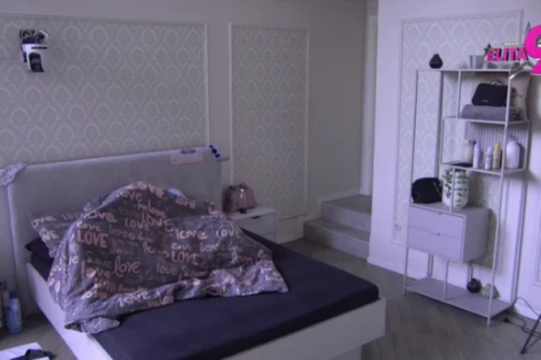 ASMIN SE IZBLAMIRAO KAO NIKAD TOKOM VRELE AKCIJE SA MAJOM - USNIMLJEN NAJVEĆI DEBAKL OVE SEZONE! Šokantan snimak ugledao svetlost dana, je l' realno da je OVO uradio?!