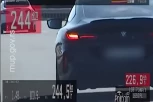 DIVLJAO NA AUTO-PUTU KOD MALOG POŽAREVCA! Uhapšen vozač "BMW" koji je vozio čak 244 km/h! (VIDEO)