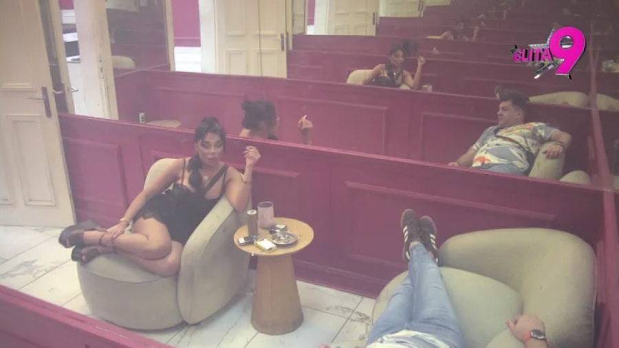 IZMUZLA ČIKA DANETA, SAD TRAŽI BOGATIJEG! Sofija se ne zaustavlja: Prava ljubav ne postoji, zaljubim se samo u onog ko ima para! (VIDEO)