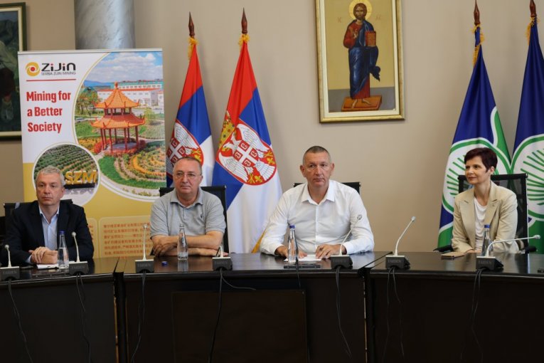 Sastanak u Boru