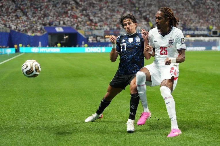 ENGLESKA-ARGENTINA! Agresivan fudbal, ali mreže miruju!