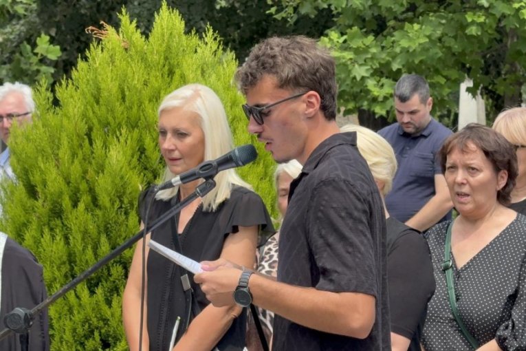 Unuk održao govor