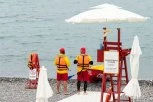 PANIKA NA PLAŽI U POPULARNOM GRKOM LETOVALIŠTU! Devojčica Maša pronađena kod spasilaca, traži se majka iz Beograda!