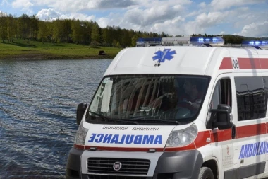 TRAGEDIJA NA BUŠTRANJSKOM JEZERU: Mladić otišao na kupanje, pa nestao u dubinama hladne vode kod Preševa!