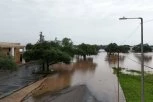 NEZAPAMĆENE POPLAVE! Bujice gutaju sve pred sobom, IMA MRTVIH, hitne službe u trci sa vremenom! (FOTO, VIDEO)