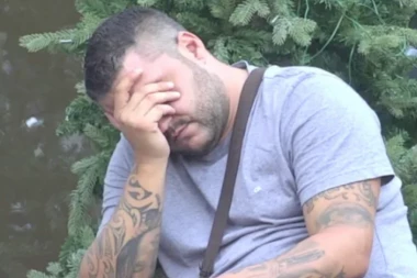 MAJKA ASMINA DURDŽIĆA U LOŠEM STANJU: Dan pred superfinale otkrivene TUŽNE VESTI, Stanija se skamenila od ŠOKA! (FOTO)