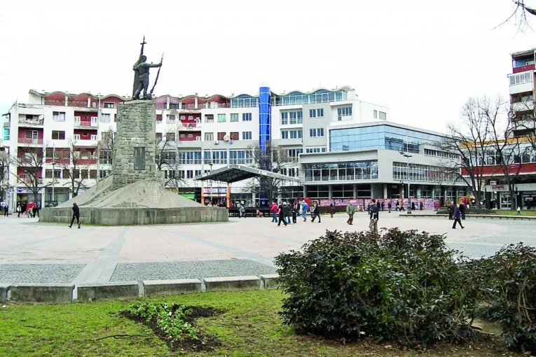 LEGENDA O PESKU I TEPSIJI: Kako je Kraljevo dobilo jedan od NAJLEPŠIH GRADSKIH TRGOVA u zemlji