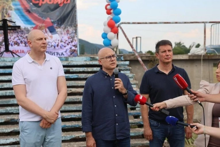 "IZBOR JE JEDNOSTAVAN: HOĆETE ĐOKIĆA ILI VUČIĆA ZA PREMIJERA"? Vučević u Maloj Plani poručio meštanima da izađu na izbore i podrže kandidata SNS