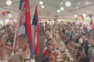 SRBIJA POBEĐUJE! Veličanstveni skup u Vrnjačkoj banji - nekoliko hiljada ljudi dočekalo predsednika Vučića! (VIDEO)