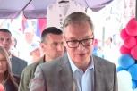 "LJUDI SVE VIDE..." Vučić u Lapovu: Vidite kako se Srbija promenila za godinu dana, a tek ćete da vidite...
