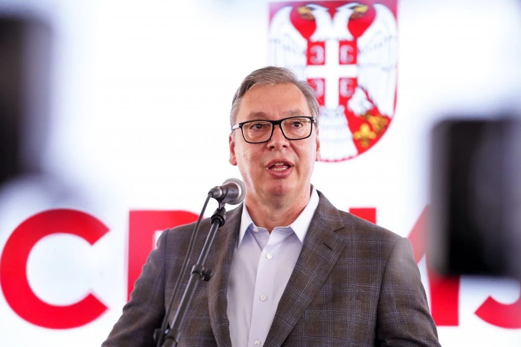 SRBIJU ČEKAJU VAŽNE ODLUKE - Vučić o penzijma, platama: "Moramo da budemo..."