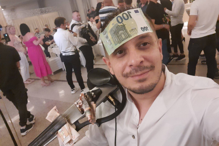 Dejan Mitrović nastradao u saobraćajnoj nesreći na Obrenovačkom putu kod Ostružnice