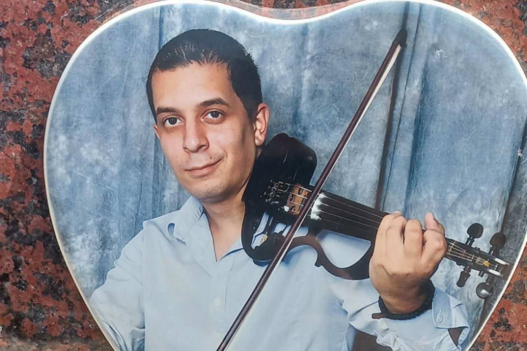 Dejan Mitrović nastradao u saobraćajnoj nesreći na Obrenovačkom putu kod Ostružnice
