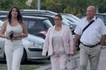 DURDŽIĆI PRVI STIGLI U ŠIMANOVCE, MUSTAFA ZAPENIO ZBOG MAJE I ANELI: To je za ZATVOR, moj sin ZASLUŽUJE PRVO MESTO! (VIDEO, GALERIJA)