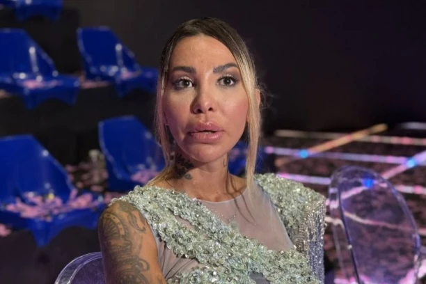 HITNO SKLONILI ANELI AHMIĆ IZ BEOGRADA! Razotkrivena TAJNA LOKACIJA, evo gde se nalazi u društvu OVOG muškarca (GALERIJA)