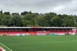 EKSKLUZIVNO! Evo gde danas gostuje Crvena zvezda - više liči na seoski teren nego na stadion! (FOTO, VIDEO)