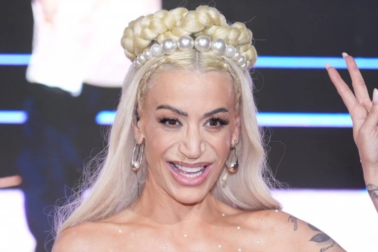 DUŠICA JAKOVLJEVIĆ MORA NA OPERACIJU NOSA: Voditeljka kupila stan, a stanje se ZAKOMPLIKOVALO - šok usred intervjua! (VIDEO)