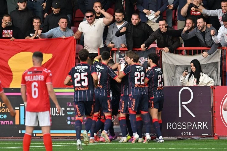 LARN - CRVENA ZVEZDA: Nastavlja se goleada crveno-belih, domaćin je na kolenima! (VIDEO)