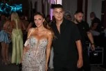 PROCURIO INTIMNI SNIMAK ENE ČOLIĆ I PEJE IZ SPAVAĆE SOBE: Ovo gledate na sopstvenu odgovornost! (VIDEO)